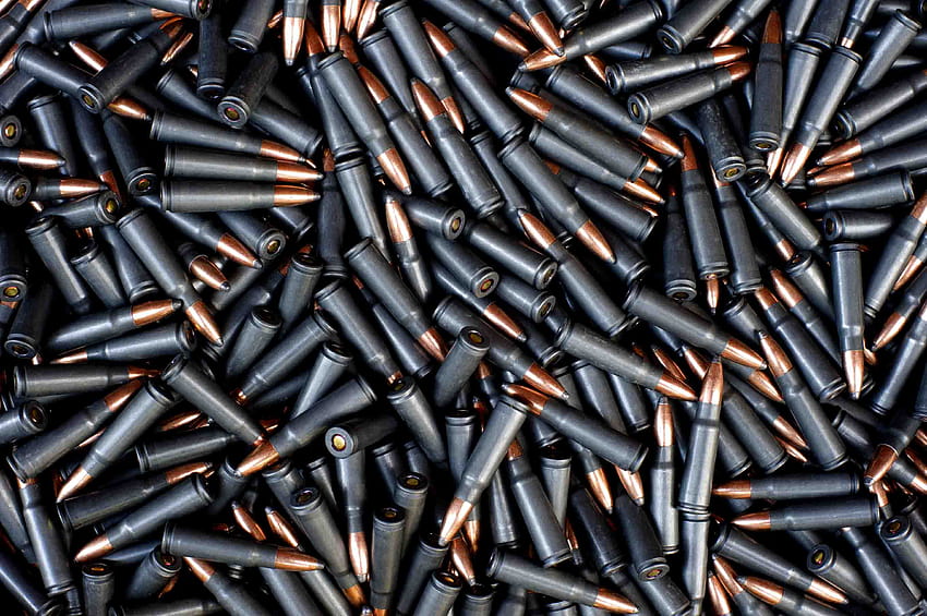 desktop-wallpaper-best-3-bullet-shells-on-hip-gun-shells